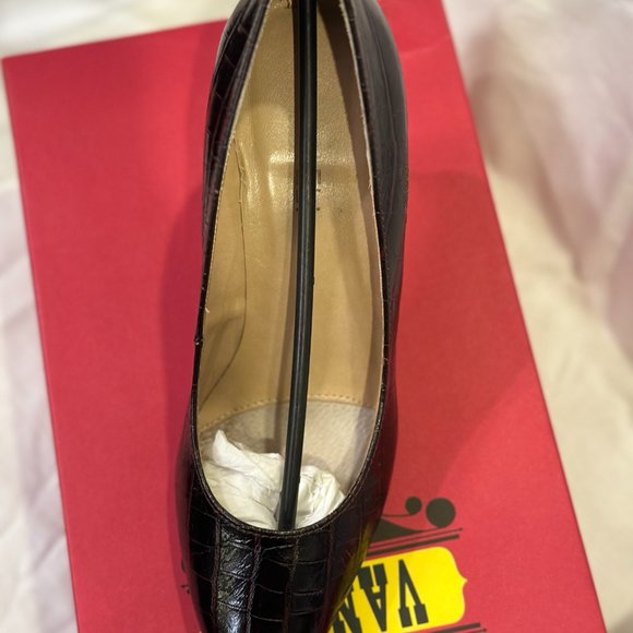 Vaneli Aligi (brown) - Picture 2 of 5